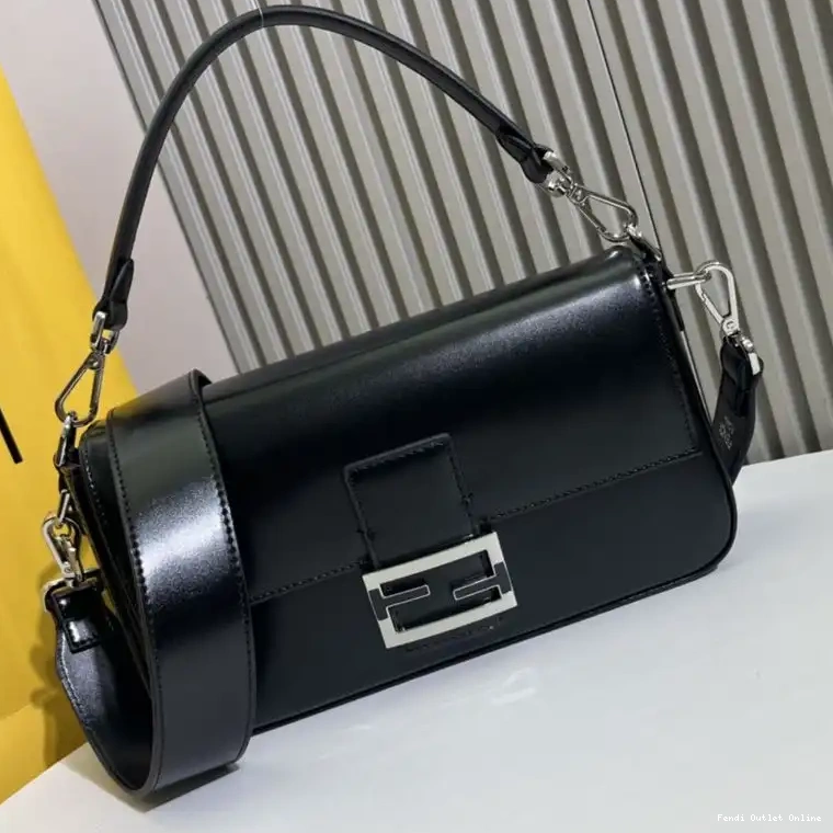 Affordable Bag In Medium Leather Baguette Fendi Tiffany Black Smooth 0603
